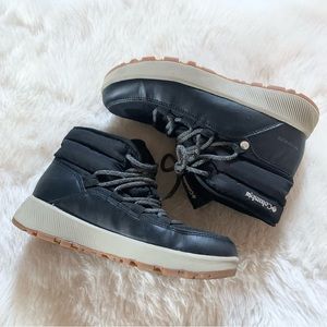 Columbia Winter Waterproof lace up booties